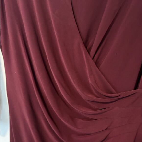 Lauren Ralph Lauren Burgundy Ruched Sheath Dress Size 4 - Picture 4 of 10